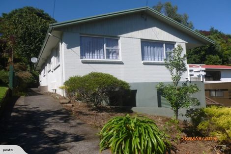 Photo of property in 15 Clawton Street, Westown, New Plymouth, 4310