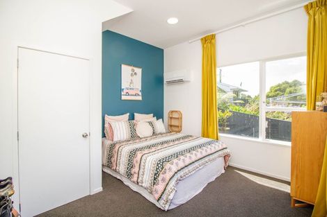 Photo of property in 1 Jacaranda Grove, Maungaraki, Lower Hutt, 5010