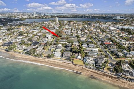 Photo of property in 1/22 Saltburn Road, Milford, Auckland, 0620