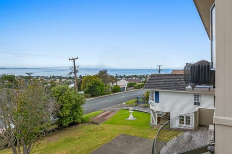 Photo of property in 9a Brightside Road, Stanmore Bay, Whangaparaoa, 0932