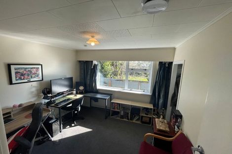 Photo of property in 1 Totara Terrace, Inglewood, 4330