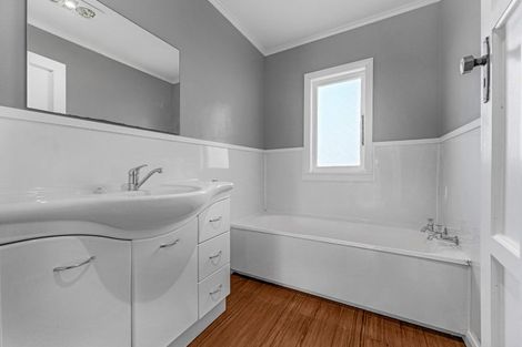 Photo of property in 82 George Street, Tuakau, 2121