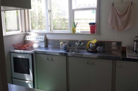 Photo of property in 1 Kinghorne Street, Strathmore Park, Wellington, 6022