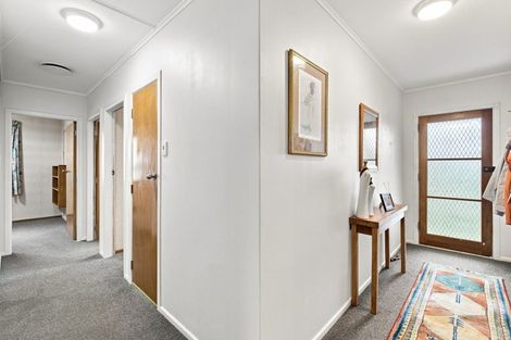 Photo of property in 6 Purua Street, Durie Hill, Whanganui, 4500