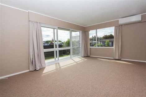 Photo of property in 2 Norfolk Place, Pukete, Hamilton, 3200