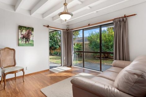 Photo of property in 19 Randell Place, Te Puke, 3119