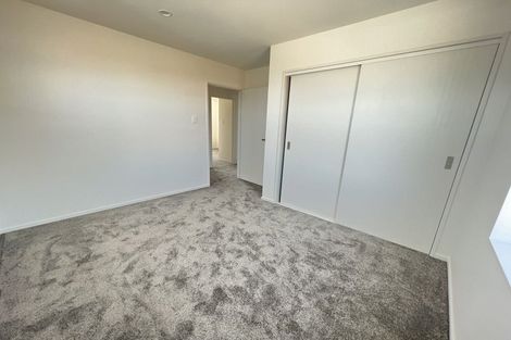 Photo of property in 41b Crestview Rise, Papakura, 2110