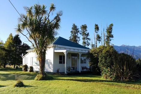 Photo of property in 436 Wanganui Flat Road, Harihari, 7884