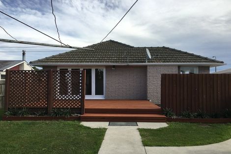 Photo of property in 32 Skerten Avenue, Hornby, Christchurch, 8042