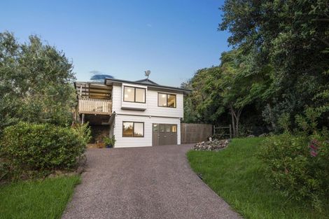Photo of property in 34 Ocean Road, Surfdale, Waiheke Island, 1081