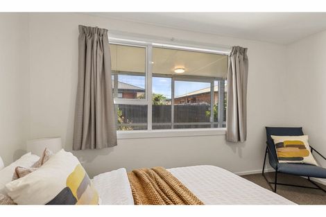 Photo of property in 2/519 Hereford Street, Linwood, Christchurch, 8011