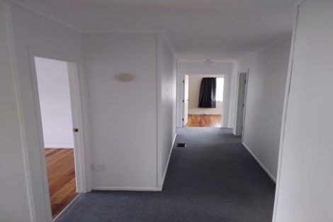 Photo of property in 2 Laureston Avenue, Papatoetoe, Auckland, 2025