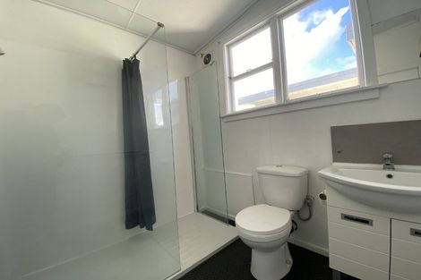 Photo of property in 124 Wairakei Road, Bryndwr, Christchurch, 8053