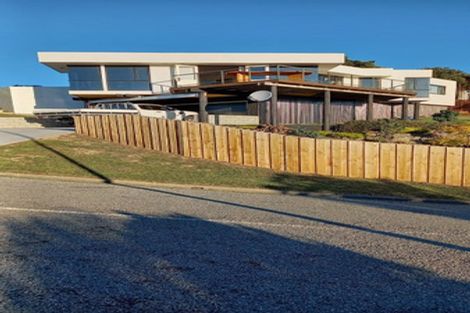 Photo of property in 72 Cannon Hill Crescent, Mount Pleasant, Christchurch, 8081