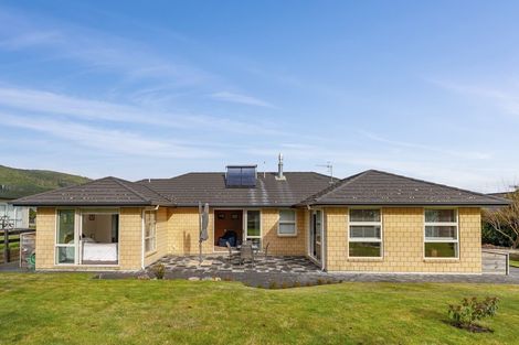 Photo of property in 15 Bodes Lane, Kinloch, Taupo, 3377