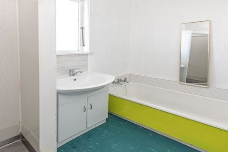 Photo of property in 11 Station Road, Marton, 4710