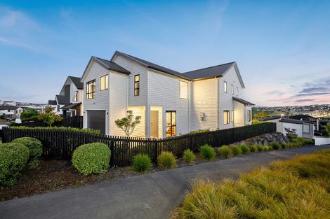 Photo of property in 15 Hopetea Street, Long Bay, Auckland, 0630
