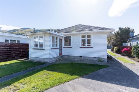 Photo of property in 19 Van Asch Street, Sumner, Christchurch, 8081