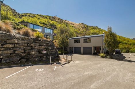 Photo of property in Elkridge Apartments, 15/64 Marina Drive, Frankton, Queenstown, 9300