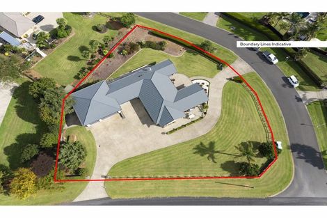 Photo of property in 1 Gleaming Place, Waiuku, 2123