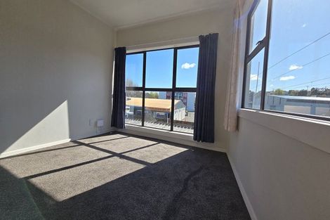 Photo of property in 8 Collins Avenue, Tawa, Wellington, 5028