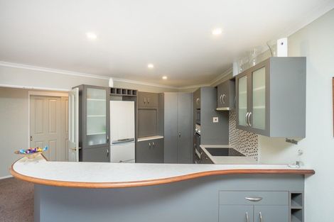 Photo of property in 147 Pacific Drive, Fitzherbert, Palmerston North, 4410