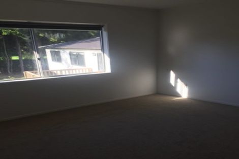 Photo of property in 43 Camrose Place, Glenfield, Auckland, 0629