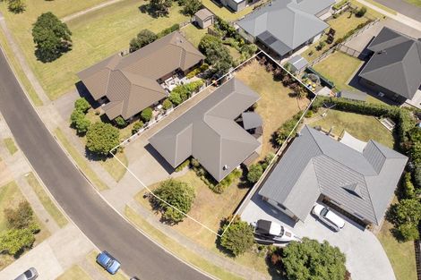 Photo of property in 9 Jacaranda Drive, Whitianga, 3510