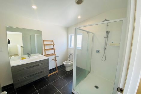 Photo of property in 640 Beach Road, Browns Bay, Auckland, 0630