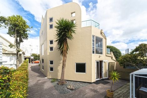 Photo of property in 32 Bath Street, Parnell, Auckland, 1052
