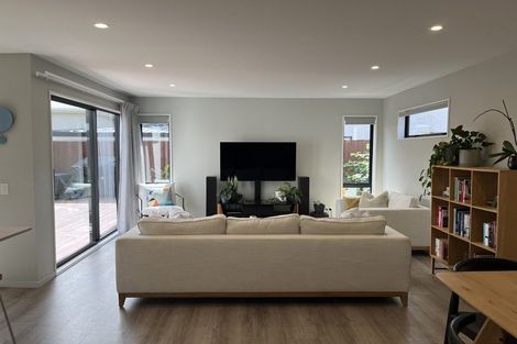 Photo of property in 4c Rawhiti Avenue, New Brighton, Christchurch, 8083