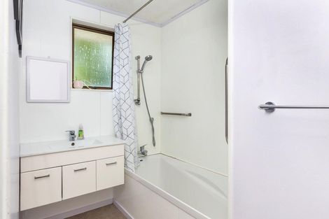 Photo of property in 79 Marshall Avenue, Richmond Heights, Taupo, 3330