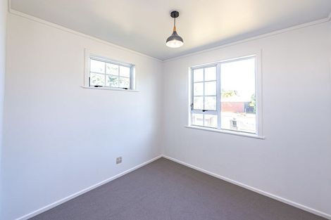 Photo of property in 156 Karaka Street, Castlecliff, Whanganui, 4501