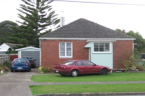 Photo of property in 3 Churton Crescent, Taita, Lower Hutt, 5011