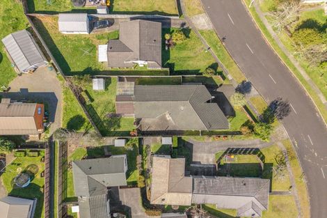 Photo of property in 37 Garland Drive, St Andrews, Hamilton, 3200