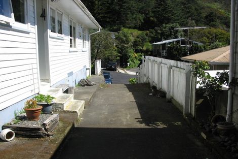 Photo of property in 26 Holmes Grove, Naenae, Lower Hutt, 5011