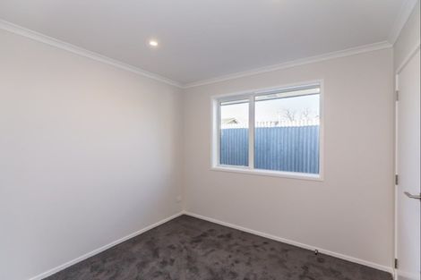 Photo of property in 65 Karaka Crescent, Levin, 5510