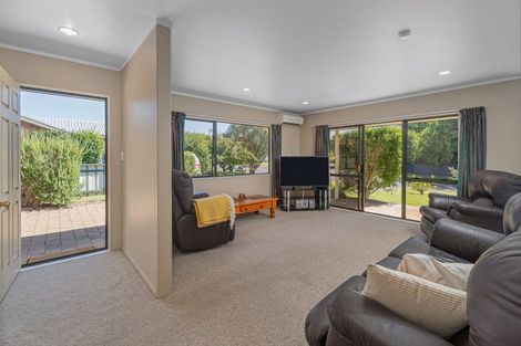 Photo of property in 13 Impala Place, Whitianga, 3510