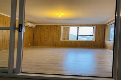 Photo of property in 49 Dissmeyer Drive, Clover Park, Auckland, 2019