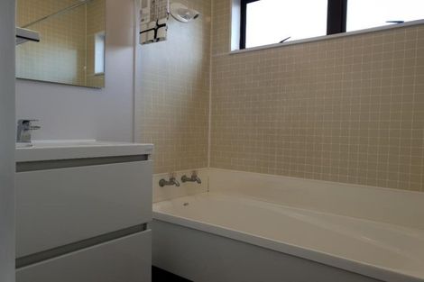 Photo of property in 157 Tait Drive, Greenmeadows, Napier, 4112