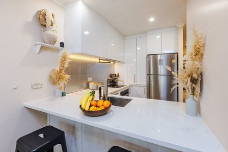 Photo of property in 48 Chapel Road, Flat Bush, Auckland, 2019
