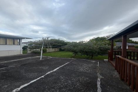 Photo of property in 44 Maui Pomare Street, Blockhouse Bay, Auckland, 0600