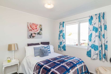 Photo of property in 40a Leighton Avenue, Waiwhetu, Lower Hutt, 5010