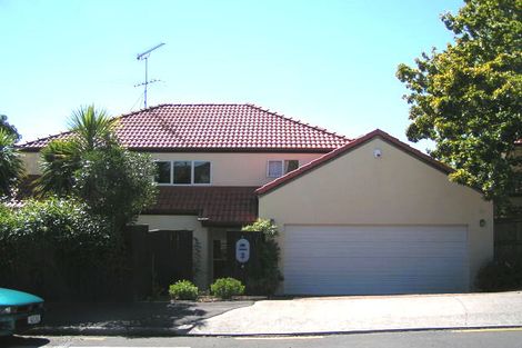 Photo of property in 3/19 Rodney Road, Northcote Point, Auckland, 0627
