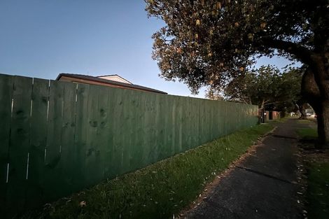 Photo of property in 13 Rowandale Avenue, Manurewa, Auckland, 2102