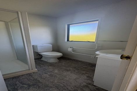 Photo of property in 4/26 Roanoke Way, Albany, Auckland, 0632