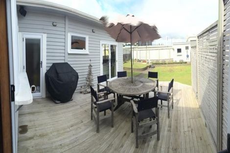 Photo of property in 8 Vogel Street, Fitzroy, New Plymouth, 4312