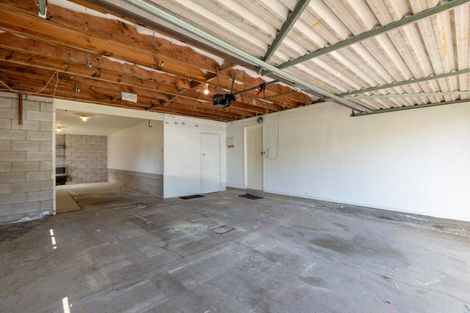 Photo of property in 1/2 Purchas Road, Hauraki, Auckland, 0622