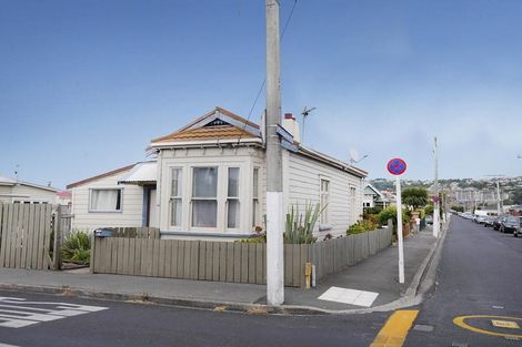 Photo of property in 28 Atkinson Street, South Dunedin, Dunedin, 9012