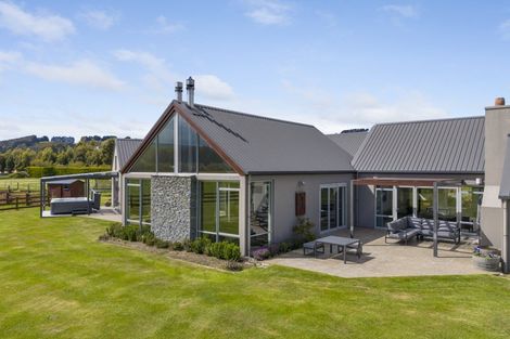 Photo of property in 66 Wingatui Road, Mosgiel, 9024